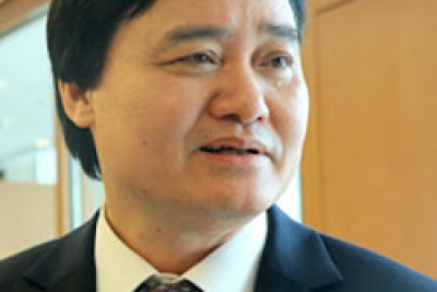 Bộ trưởng Phùng Xuân Nhạ: ‘Bạo lực học đường là thách thức của ngành’