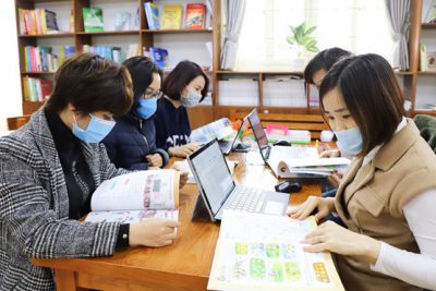 Giáo viên làm gì khi học sinh nghỉ học phòng dịch corona ?