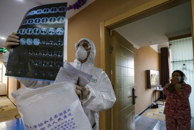 Số người nhiễm virus corona tăng gần 15.000
